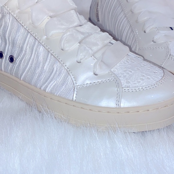 P448 Skate High Top Sneakers - Picture 6 of 9